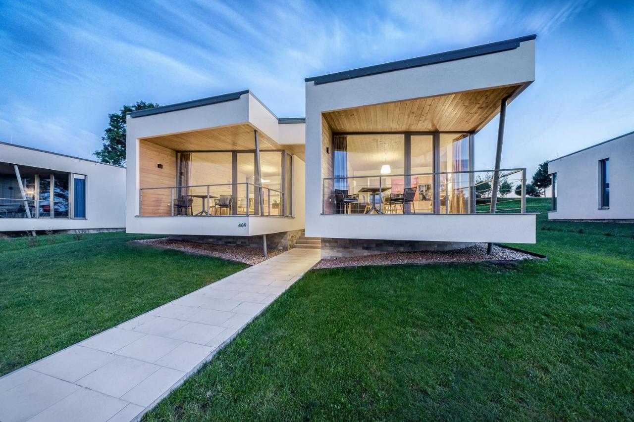 Apartmany Hradecek Mlade Buky Luaran gambar