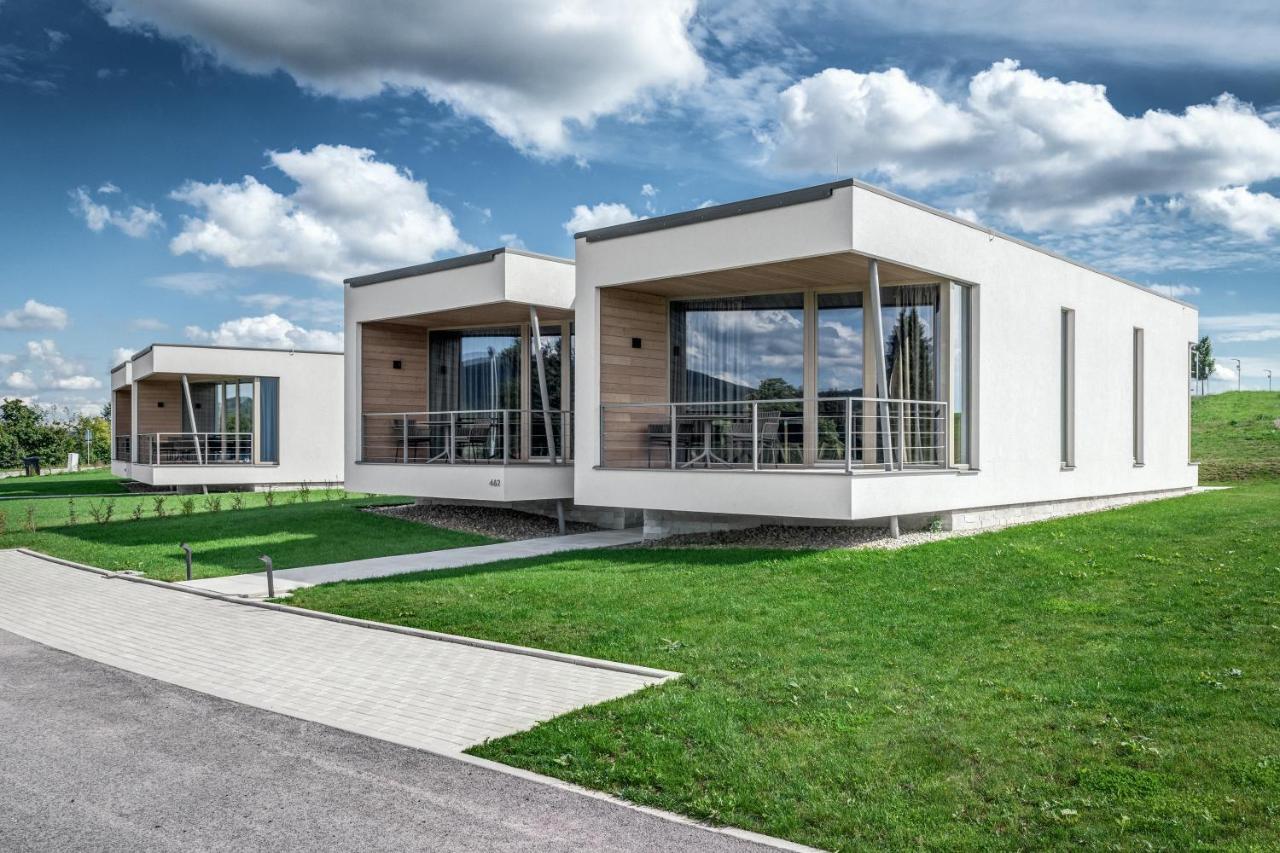 Apartmany Hradecek Mlade Buky Luaran gambar
