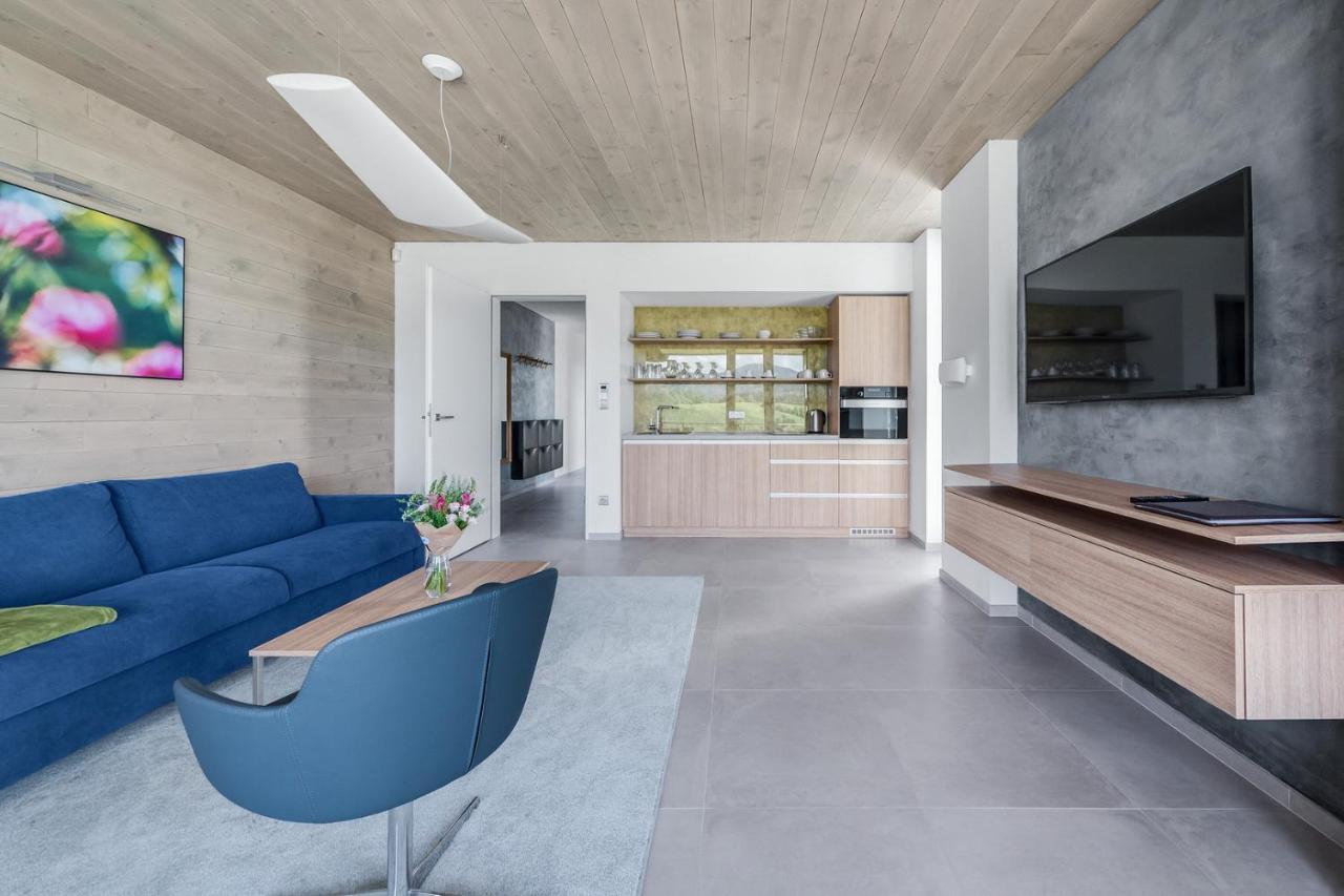 Apartmany Hradecek Mlade Buky Luaran gambar